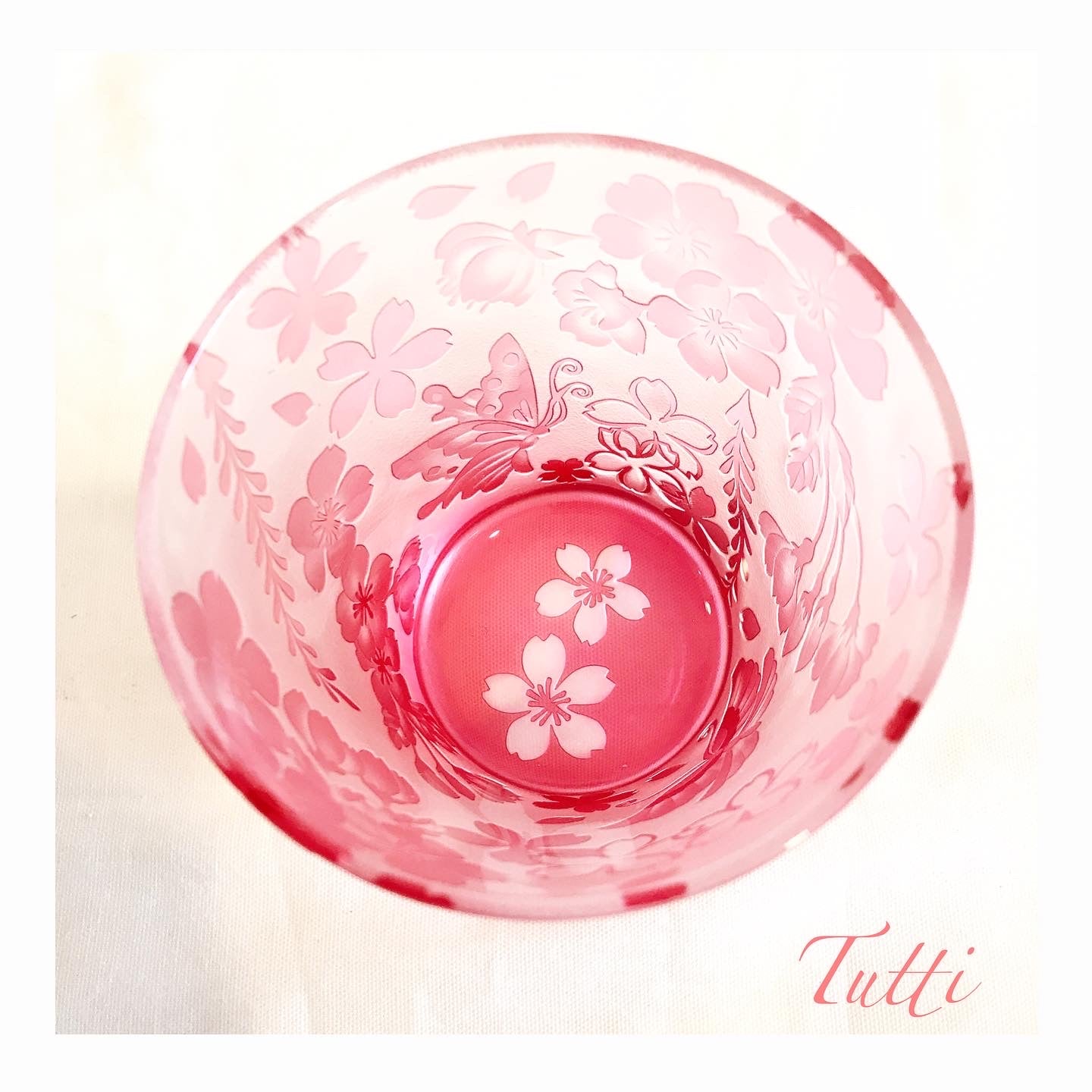 桜の儚さの美しさなペアグラス